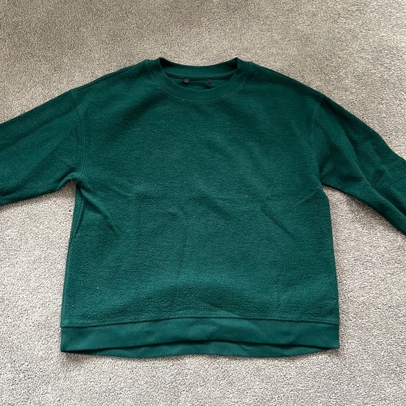 dark green sweatshirt - Picture 1 of 2